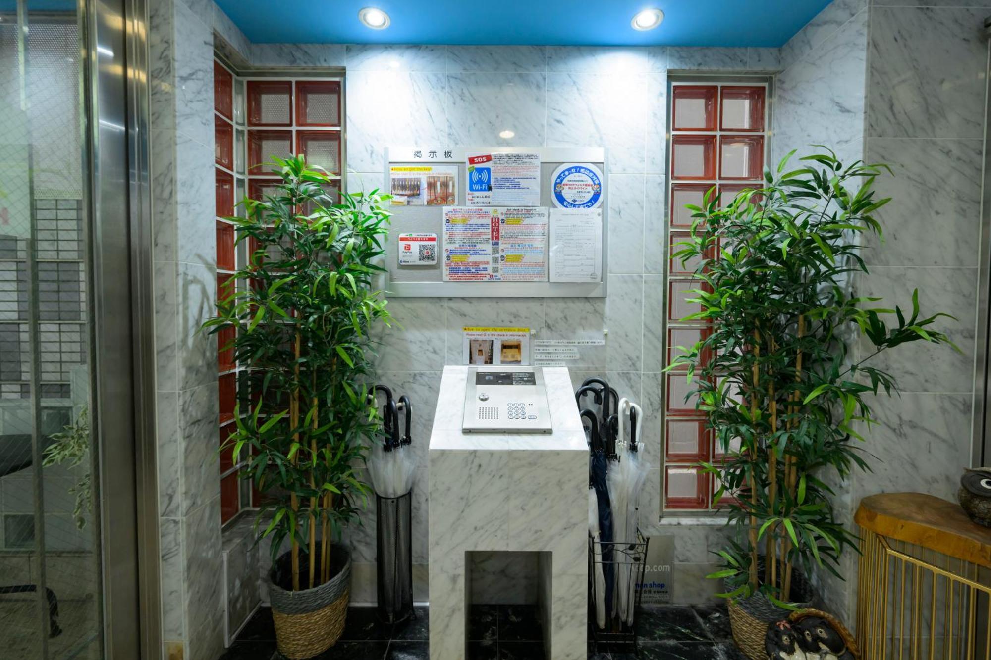 Hotel Aaron通天東 Осака Экстерьер фото